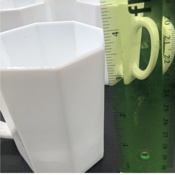 ARCOROC France White Octagon Shaped  Milk Glass Coffee Mugs Octime 4 cups - Picture 2 of 5